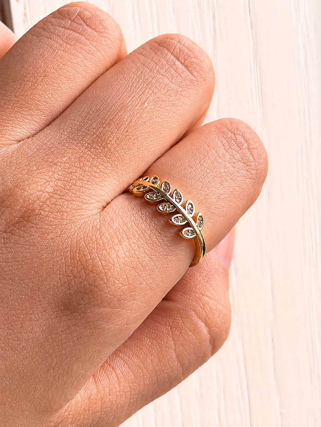 LAUREL Ring