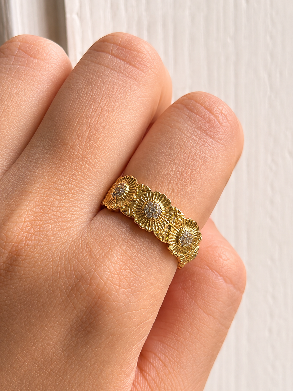 HELIOS Ring