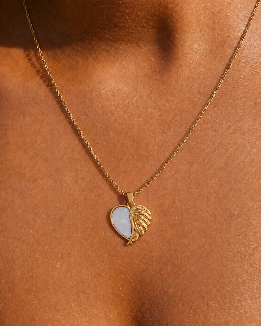 AMOUR Necklace